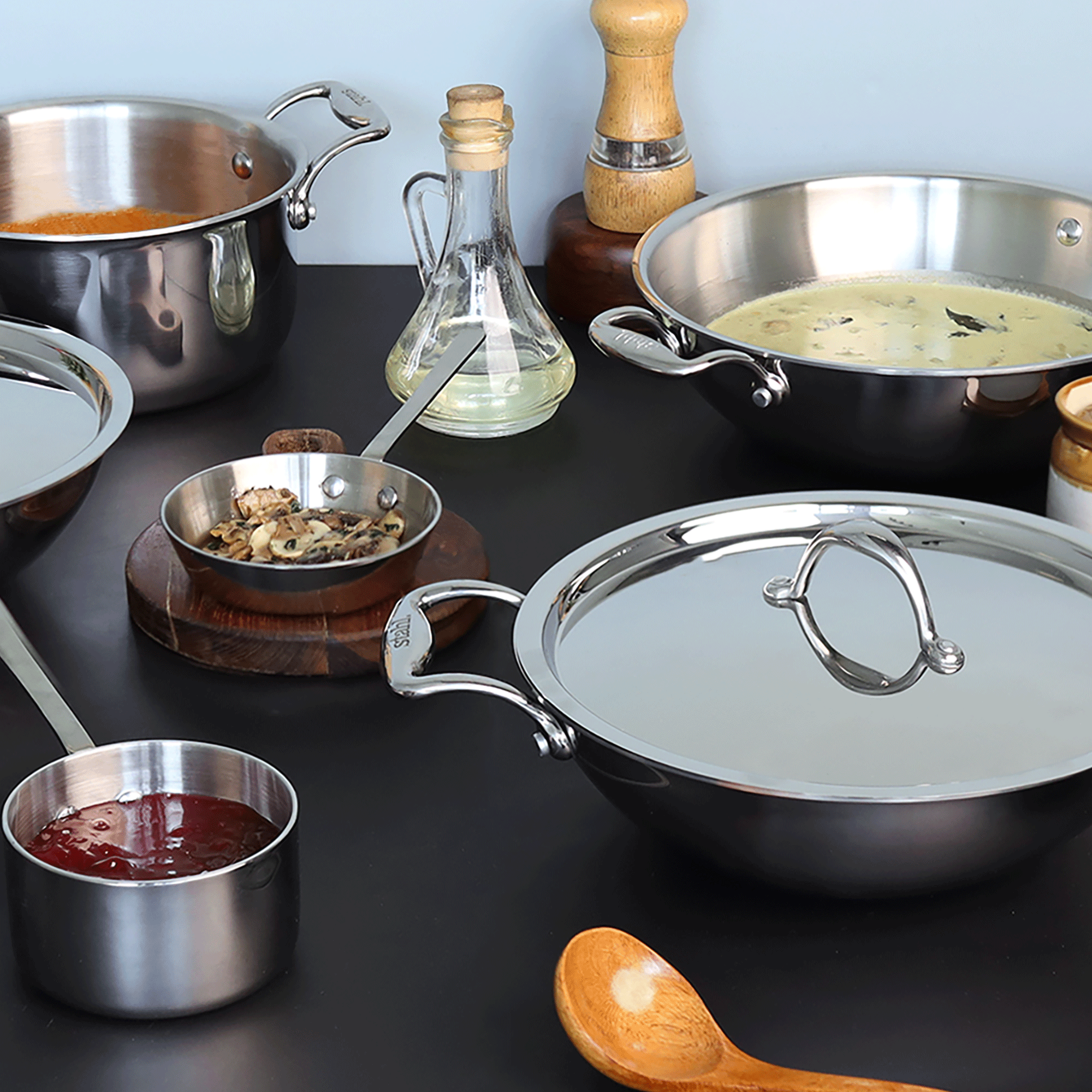 Common Mistakes When Choosing Cookware Essentials