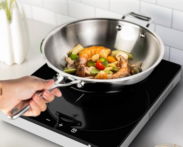 How To Cook On An Induction Cooktop: Essential Tips and Tricks