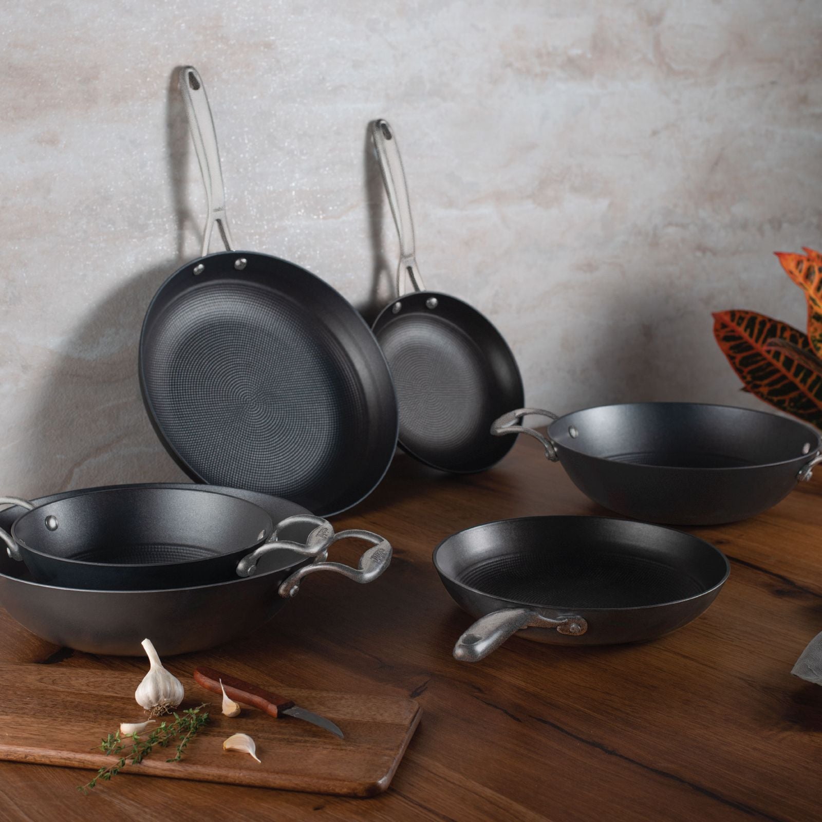 Frypan - Cast Iron Blacksmith Hybrid Series